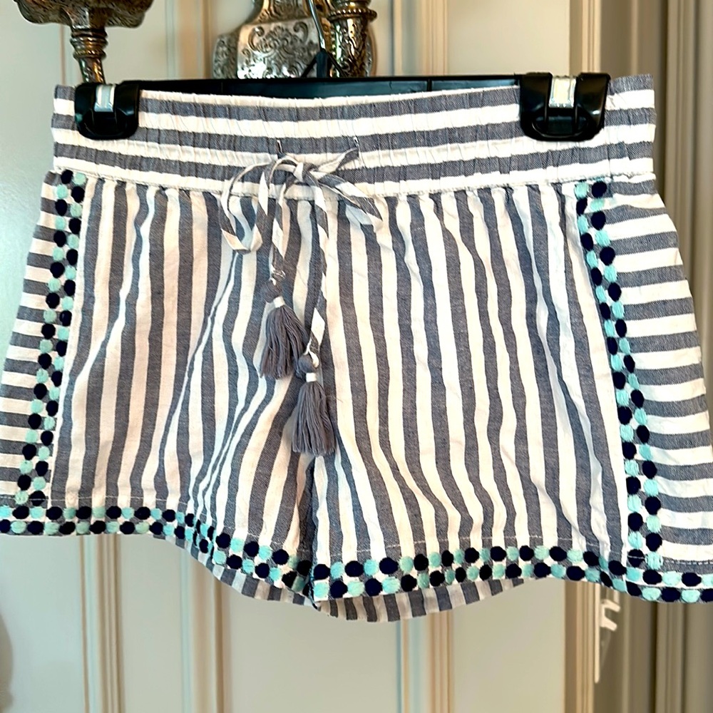 Adorable Women's Vineyard Vines XS Shorts